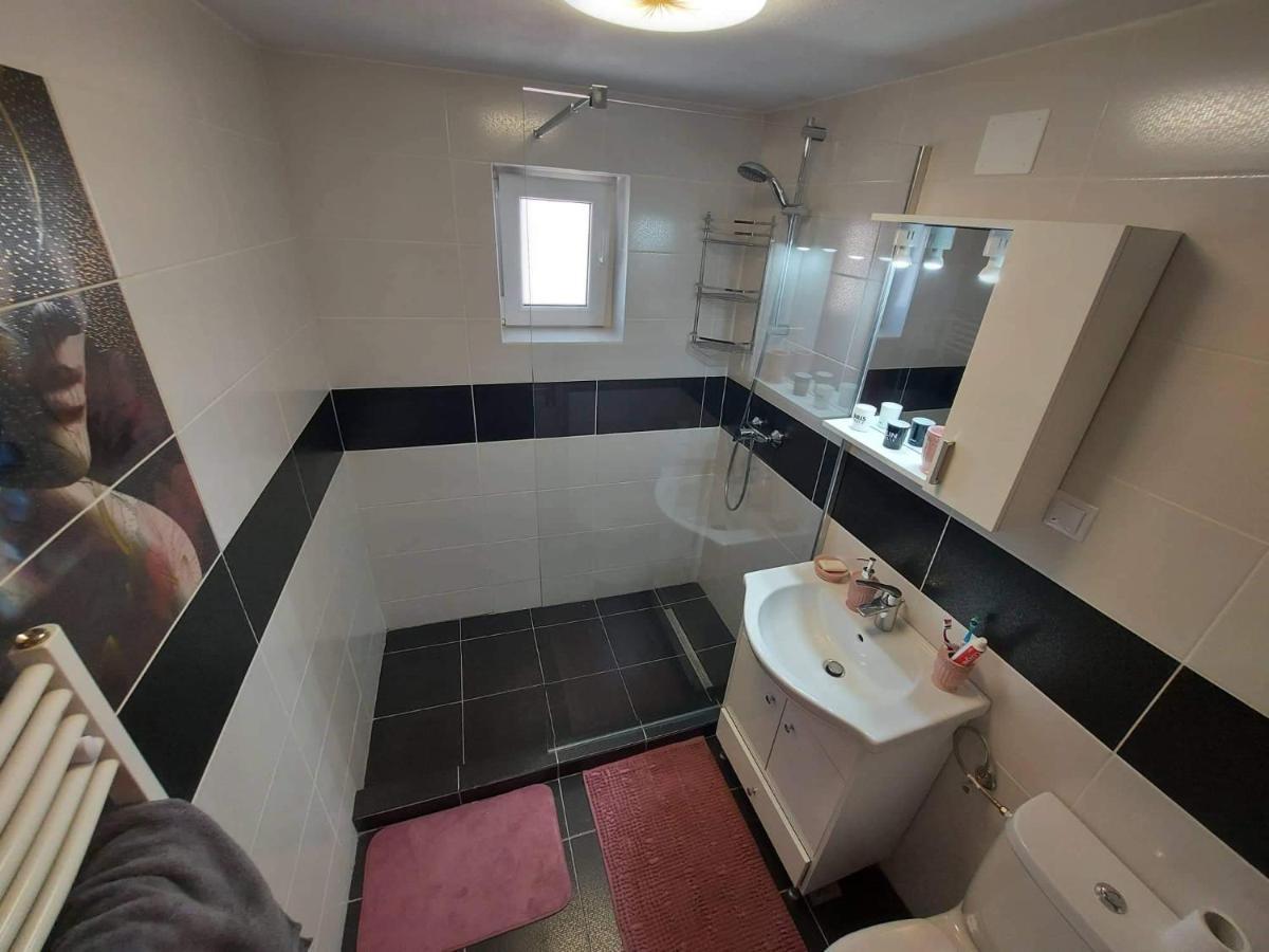 Apartament Blaj Ngoại thất bức ảnh